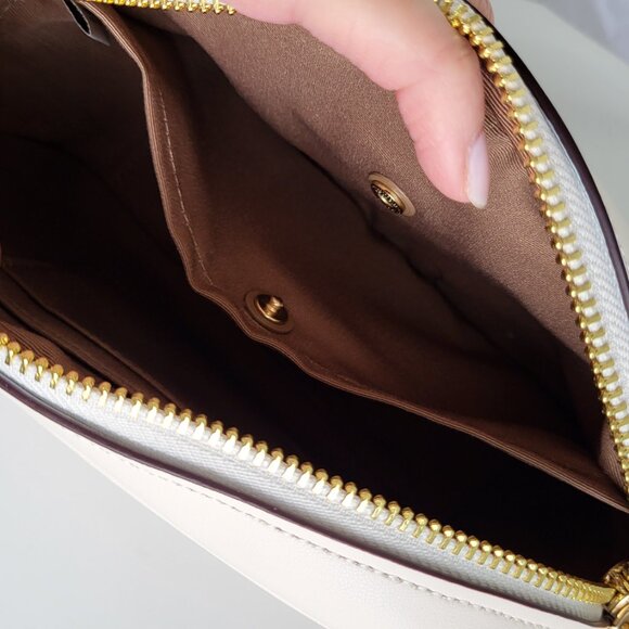 Coach Mini Jamie Camera Bag I Brand New, Gold Hardware, Adjustable Strap - Picture 6 of 10